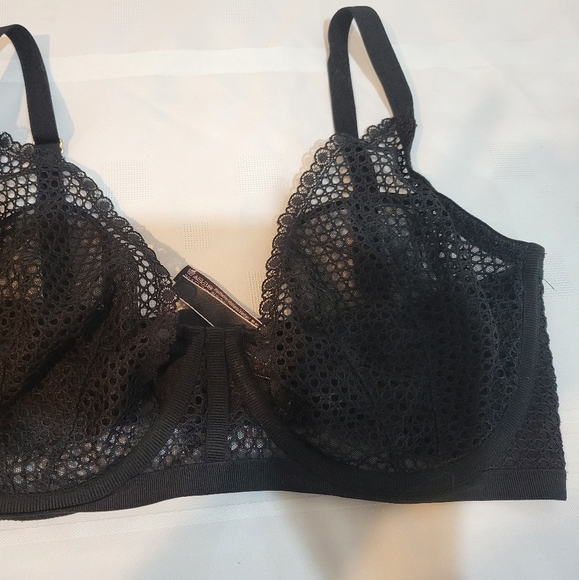 Victoria's Secret Black Mesh Bra - Picture 2 of 7